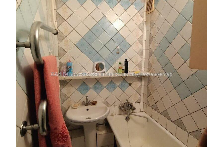 Продам квартиру, Ньютона ул. , 2  ком., 47 м², косметический ремонт 