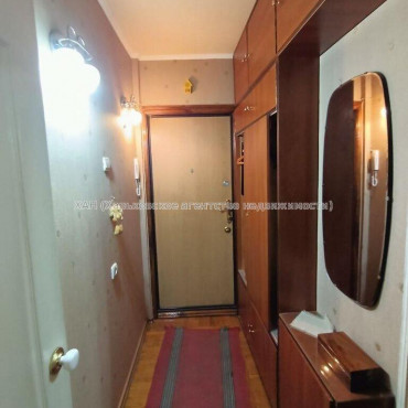 Продам квартиру, Ньютона ул. , 2  ком., 47 м², косметический ремонт 