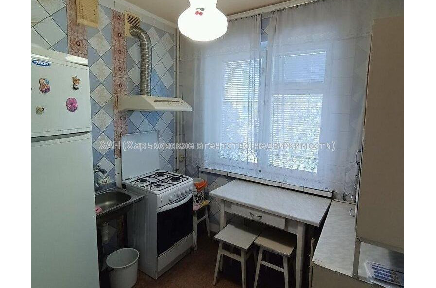Продам квартиру, Ньютона ул. , 2  ком., 47 м², косметический ремонт 