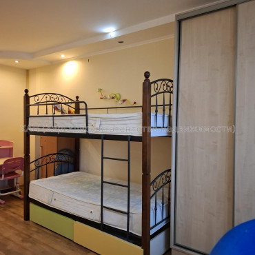 Сдам квартиру, Фесенковский въезд , 3  ком., 65.70 м², капитальный ремонт 