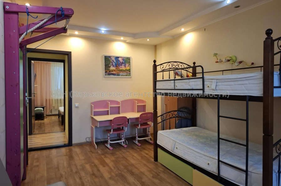 Сдам квартиру, Фесенковский въезд , 3  ком., 65.70 м², капитальный ремонт 