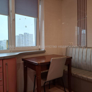 Сдам квартиру, Фесенковский въезд , 3  ком., 65.70 м², капитальный ремонт 
