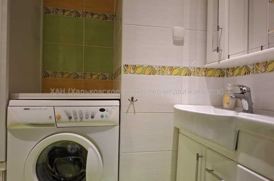 Сдам квартиру, Фесенковский въезд , 3  ком., 65.70 м², капитальный ремонт 