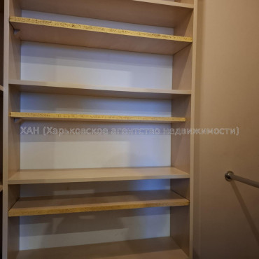 Сдам квартиру, Фесенковский въезд , 3  ком., 65.70 м², капитальный ремонт 