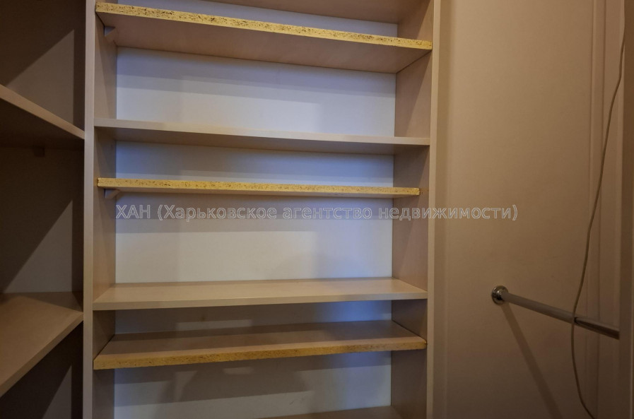Сдам квартиру, Фесенковский въезд , 3  ком., 65.70 м², капитальный ремонт 