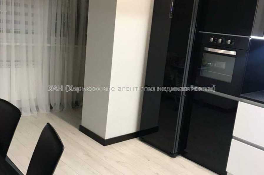 Продам квартиру, Кричевского ул. , 2  ком., 84 м², авторский дизайн 