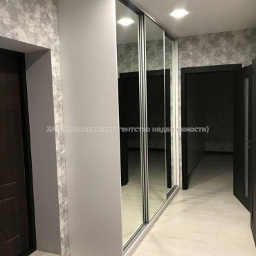 Продам квартиру, Кричевского ул. , 2  ком., 84 м², авторский дизайн 