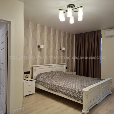 Продам квартиру, Заливная ул. , 1 кім., 42.30 м², евроремонт 