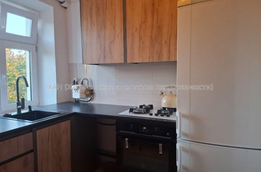Продам квартиру, Проскуры ул. , 1  ком., 29 м², косметический ремонт 