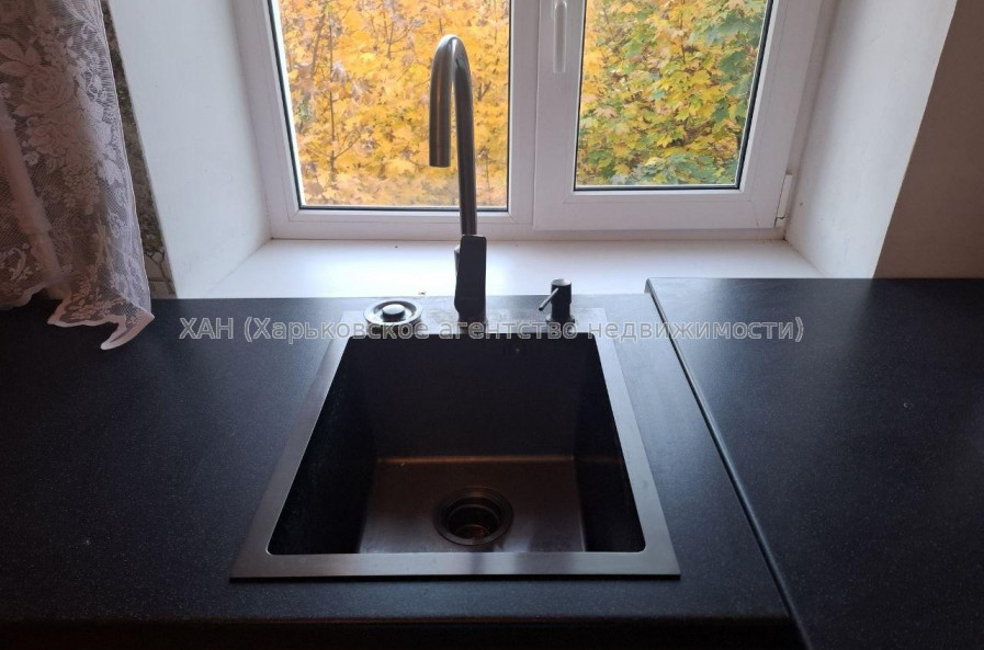 Продам квартиру, Проскуры ул. , 1  ком., 29 м², косметический ремонт 