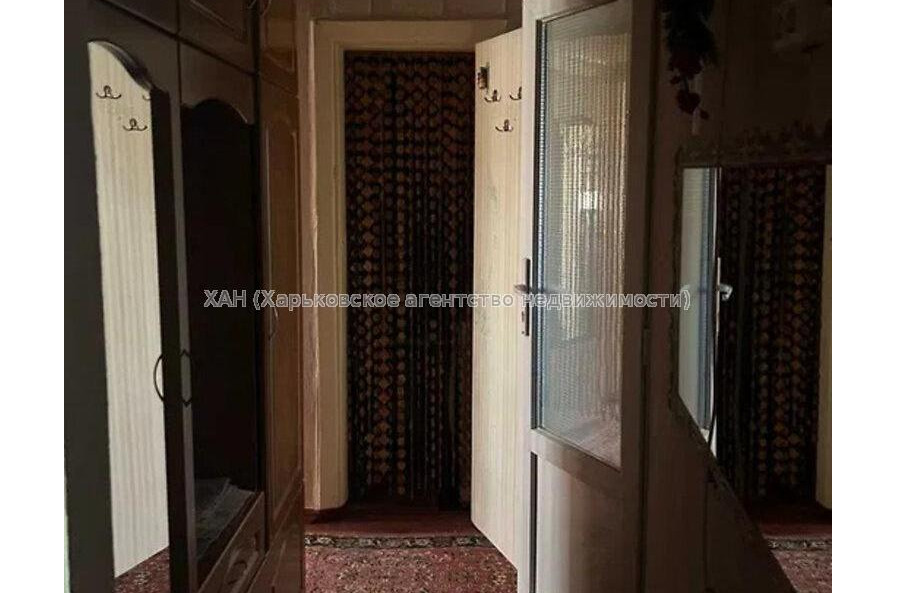 Продам квартиру, 2  ком., 53 м², косметический ремонт 