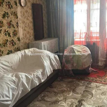 Продам квартиру, 2  ком., 53 м², косметический ремонт 