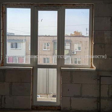 Продам квартиру, Каденюка ул. , 3  ком., 60 м², без внутренних работ 