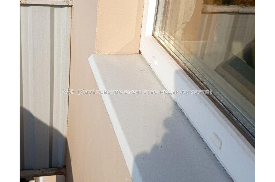 Продам квартиру, Каденюка ул. , 3  ком., 60 м², без внутренних работ 
