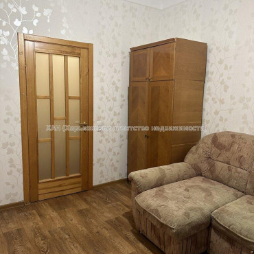 Продам квартиру, Библика ул. , 2  ком., 51.80 м², косметический ремонт 