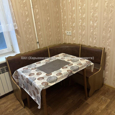 Продам квартиру, Библика ул. , 2  ком., 51.80 м², косметический ремонт 