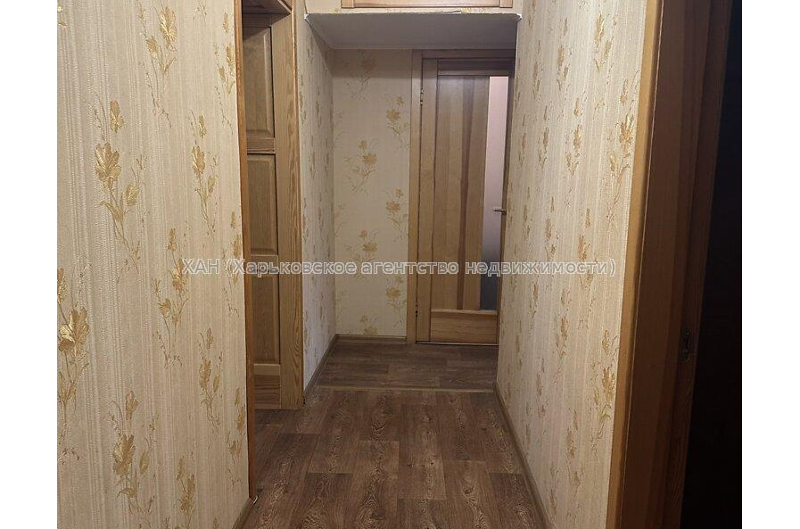 Продам квартиру, Библика ул. , 2  ком., 51.80 м², косметический ремонт 