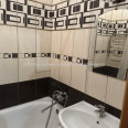 Продам квартиру, Библика ул. , 2  ком., 51.80 м², косметический ремонт 