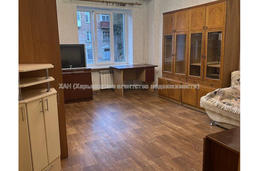 Продам квартиру, Библика ул. , 2  ком., 51.80 м², косметический ремонт 
