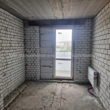 Продам квартиру, Полтавский Шлях ул. , 1 кім., 41 м², без внутренних работ 