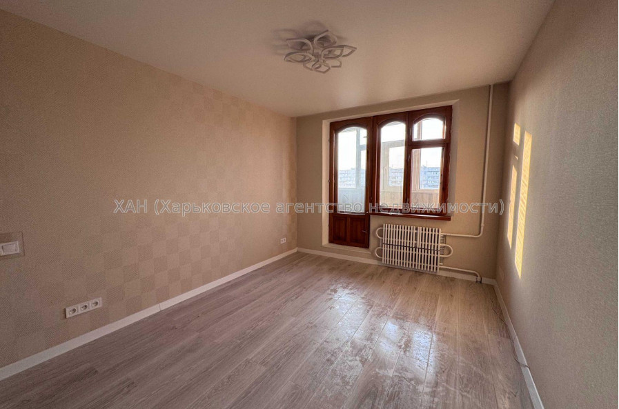 Продам квартиру, Победы просп. , 3  ком., 65.40 м², косметический ремонт 