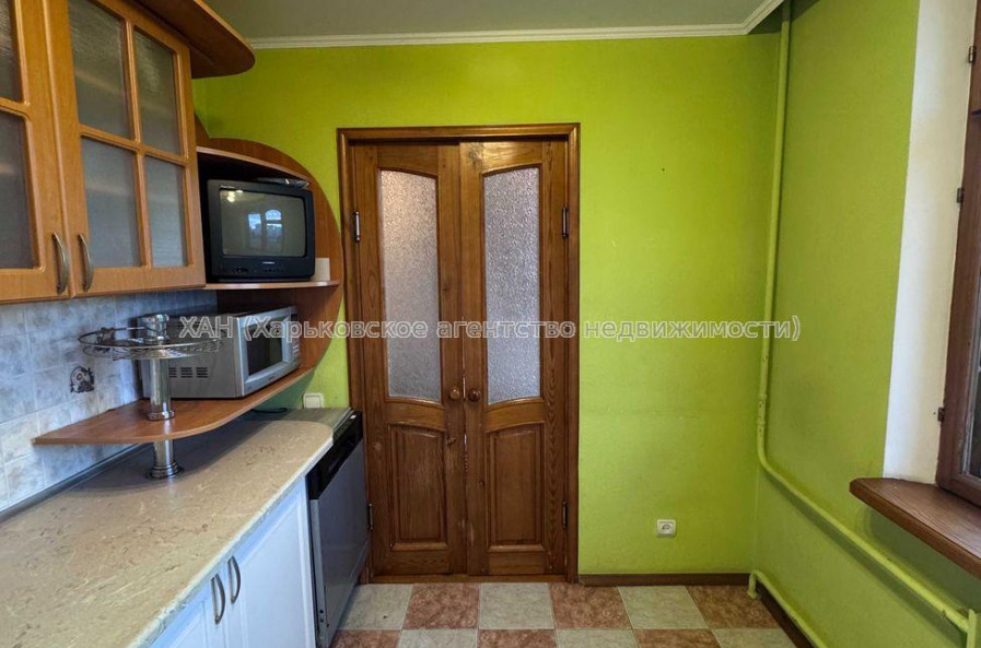Продам квартиру, Победы просп. , 3  ком., 65.40 м², косметический ремонт 