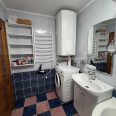 Продам квартиру, Победы просп. , 3  ком., 65.40 м², косметический ремонт 