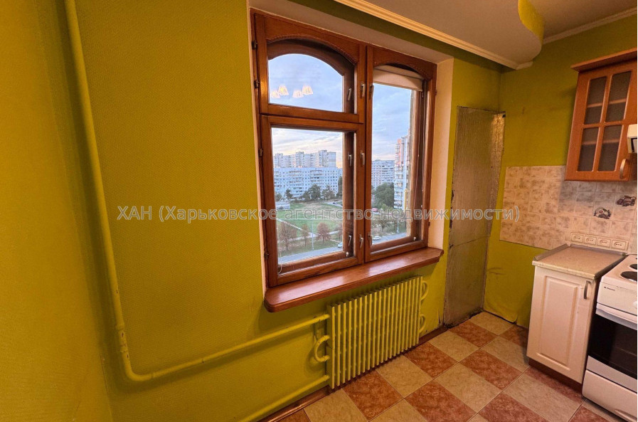 Продам квартиру, Победы просп. , 3  ком., 65.40 м², косметический ремонт 