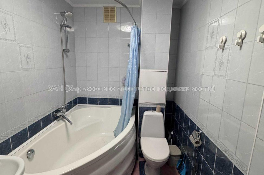 Продам квартиру, Победы просп. , 3  ком., 65.40 м², косметический ремонт 
