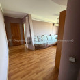 Продам квартиру, Победы просп. , 3  ком., 65.40 м², косметический ремонт 