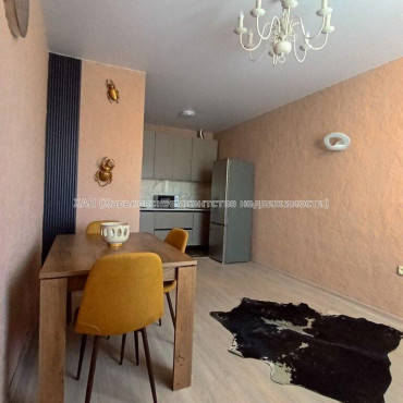 Продам квартиру, Полтавский Шлях ул. , 1  ком., 41 м², капитальный ремонт 