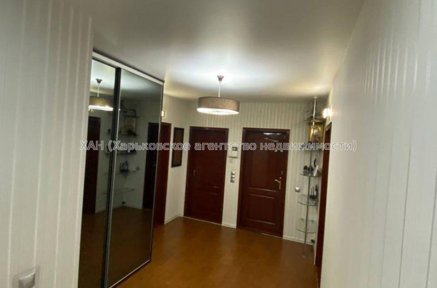 Продам квартиру, Победы просп. , 1 кім., 83 м², евроремонт 