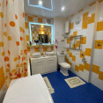 Продам квартиру, Победы просп. , 1 кім., 83 м², евроремонт 