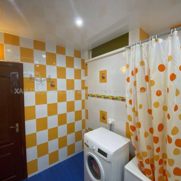 Продам квартиру, Победы просп. , 1 кім., 83 м², евроремонт 