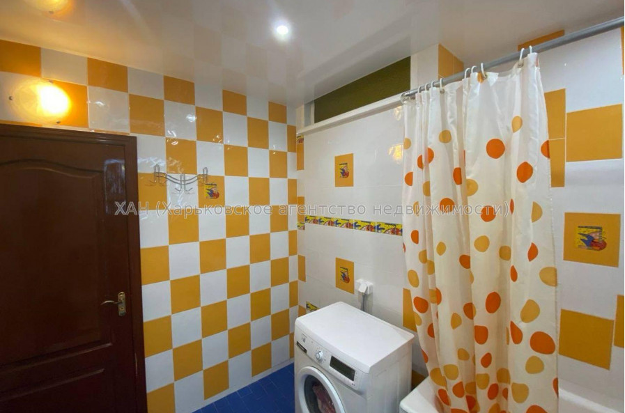 Продам квартиру, Победы просп. , 1 кім., 83 м², евроремонт 