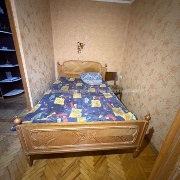 Продам квартиру, Академика Павлова ул. , 3  ком., 63 м², косметический ремонт 