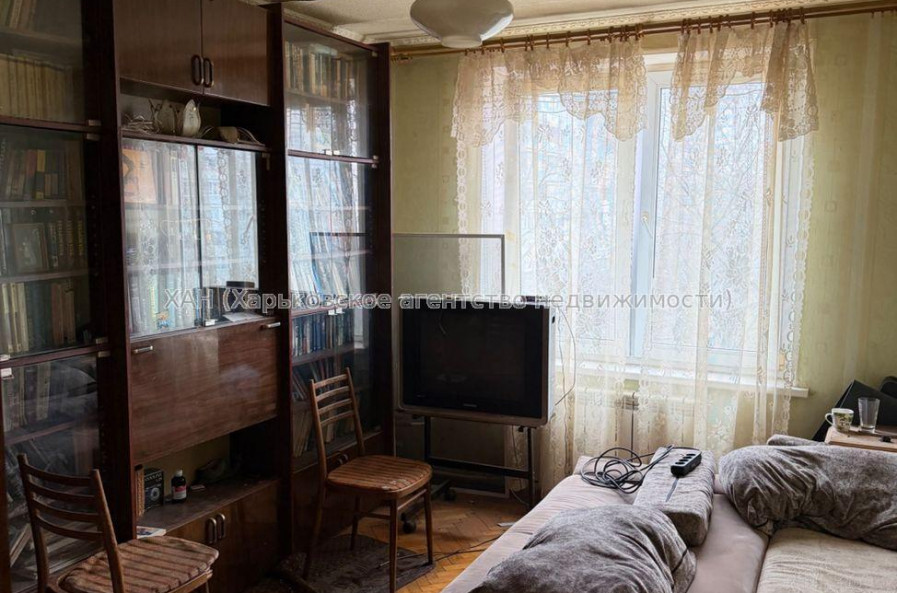 Продам квартиру, Академика Павлова ул. , 3  ком., 63 м², косметический ремонт 