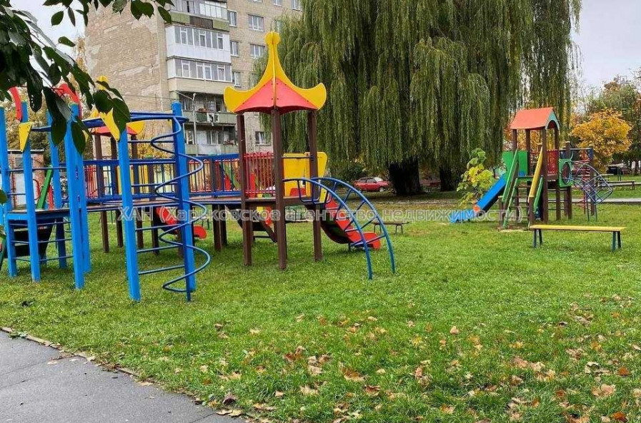 Продам квартиру, Большая Панасовская ул. , 2  ком., 44.80 м², советский ремонт 