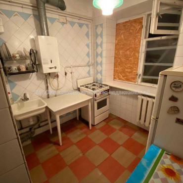 Продам квартиру, Большая Панасовская ул. , 2  ком., 44.80 м², советский ремонт 
