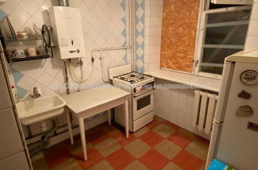 Продам квартиру, Большая Панасовская ул. , 2  ком., 44.80 м², советский ремонт 