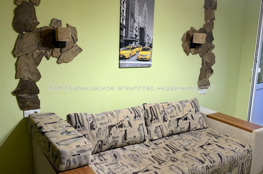 Продам квартиру, Тракторостроителей просп. , 2 кім., 45 м², капитальный ремонт 