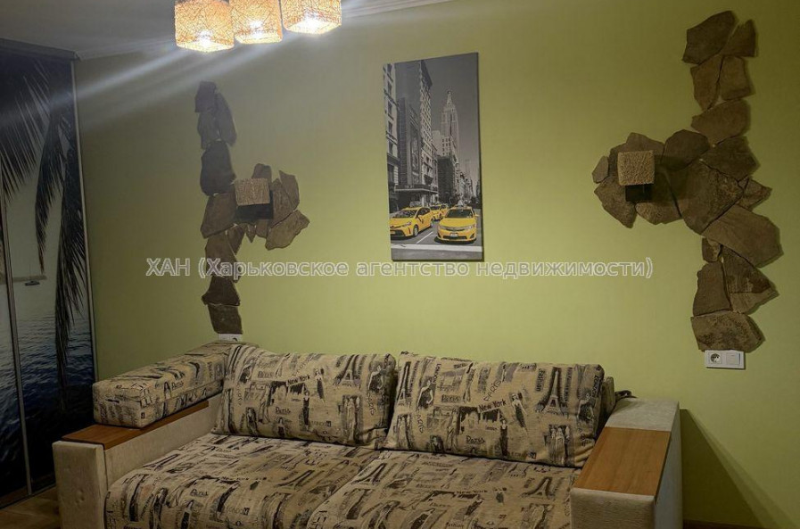 Продам квартиру, Тракторостроителей просп. , 2 кім., 45 м², капитальный ремонт 