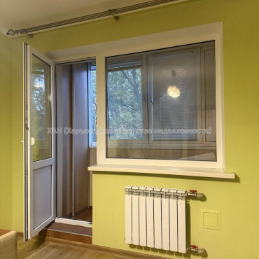 Продам квартиру, Тракторостроителей просп. , 2 кім., 45 м², капитальный ремонт 