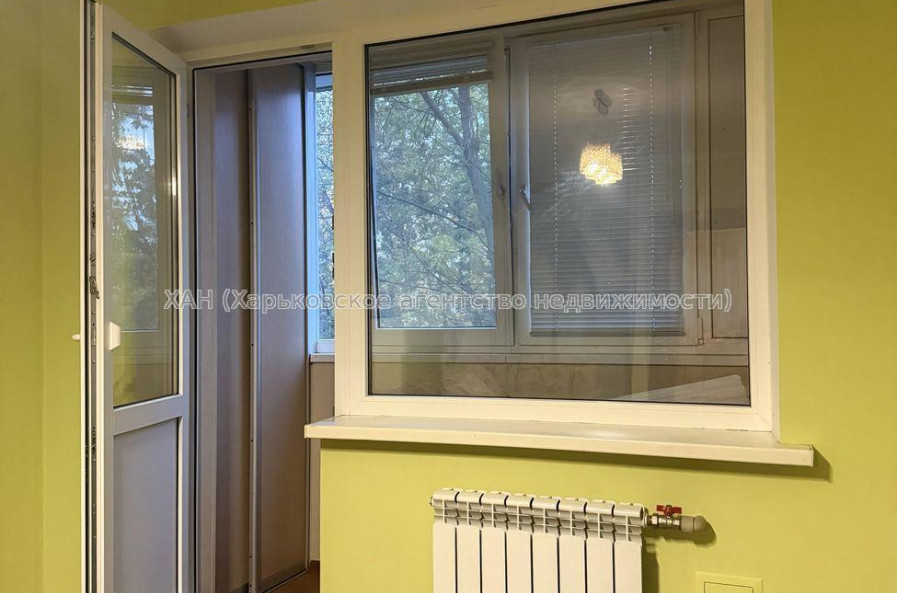 Продам квартиру, Тракторостроителей просп. , 2 кім., 45 м², капитальный ремонт 