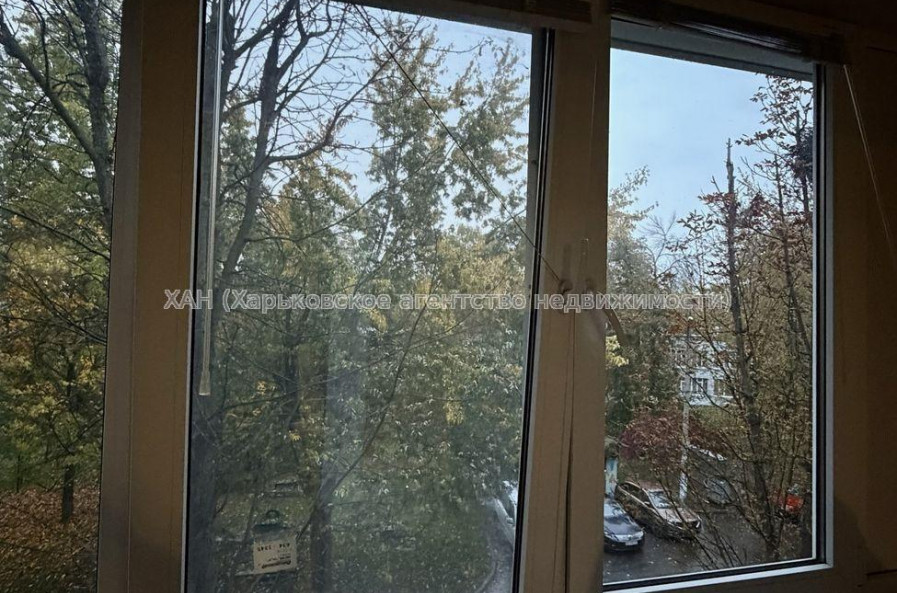 Продам квартиру, Тракторостроителей просп. , 2 кім., 45 м², капитальный ремонт 