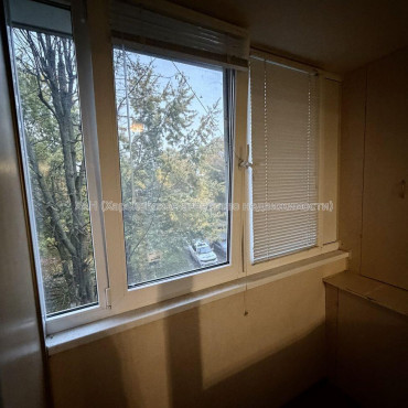 Продам квартиру, Тракторостроителей просп. , 2 кім., 45 м², капитальный ремонт 