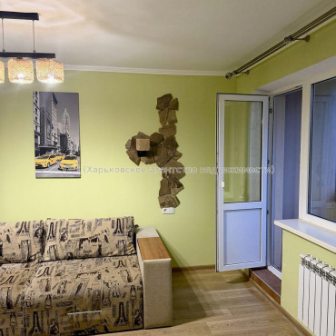 Продам квартиру, Тракторостроителей просп. , 2 кім., 45 м², капитальный ремонт 