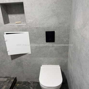Продам квартиру, Юрия Паращука ул. , 2  ком., 46 м², авторский дизайн 