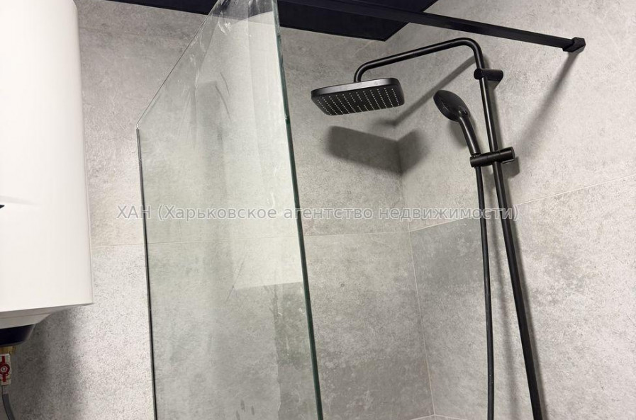 Продам квартиру, Юрия Паращука ул. , 2  ком., 46 м², авторский дизайн 