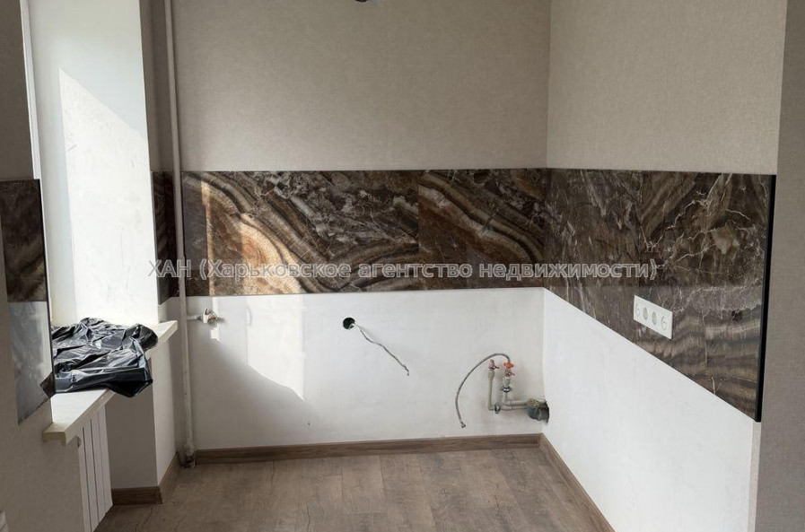 Продам квартиру, Юрия Паращука ул. , 2  ком., 46 м², авторский дизайн 